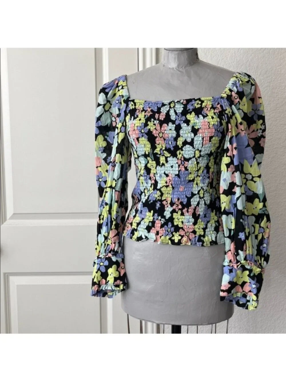 Ariana Floral Puff Sleeve Smocked Square Neck Blouse Ruched